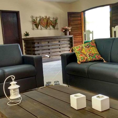 Le Monde Hostel - Suites E Camas أنجرا دوس ريس المظهر الخارجي الصورة